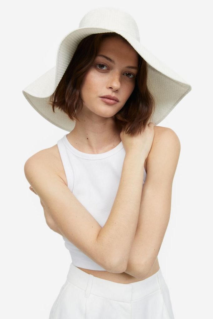 chapeau-blanc